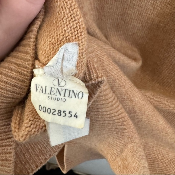 Vintage Valentino Studio tan pure wool knit sweater size extra large - Picture 8 of 10